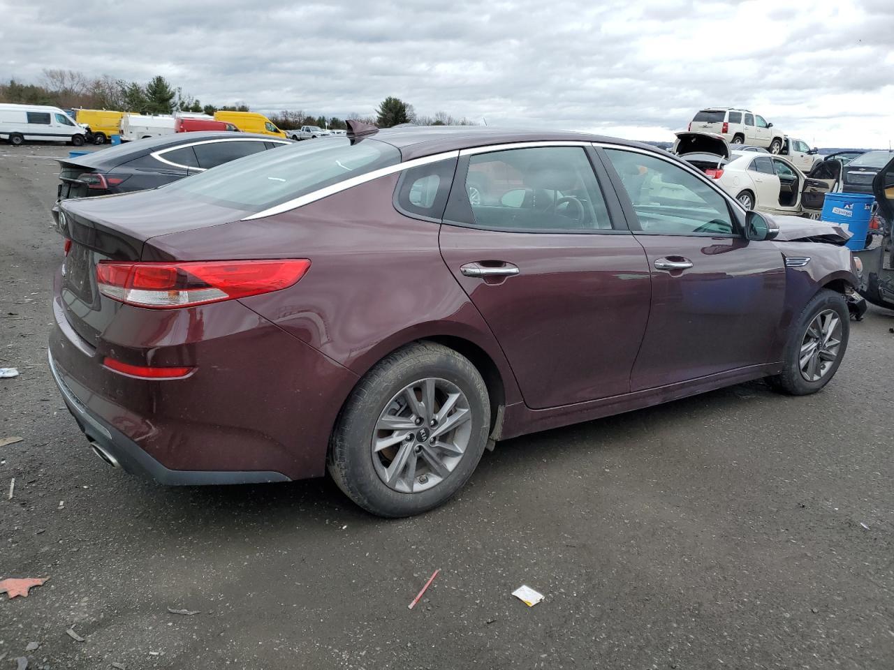 2020 KIA OPTIMA LX - Фото 3