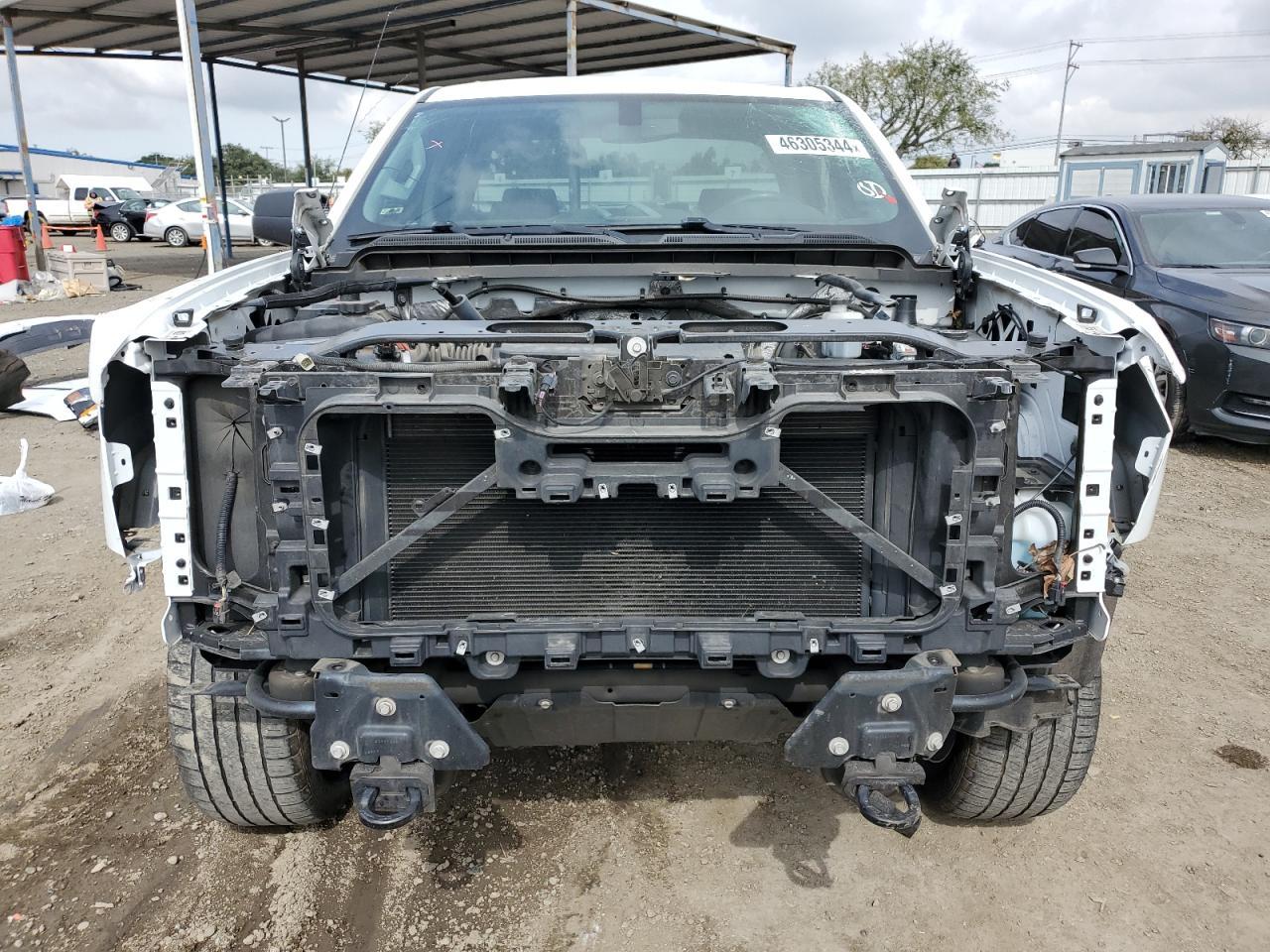 2017 CHEVROLET SILVERADO - Image 5