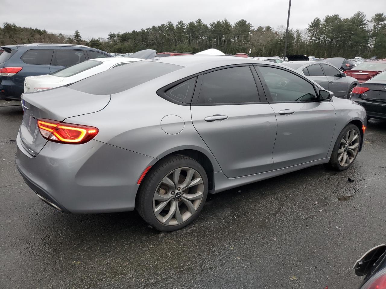 2015 CHRYSLER 200 S - Фото 3