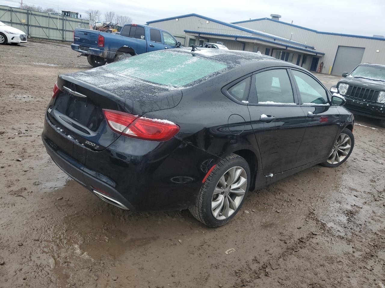 2015 CHRYSLER 200 S - Фото 3