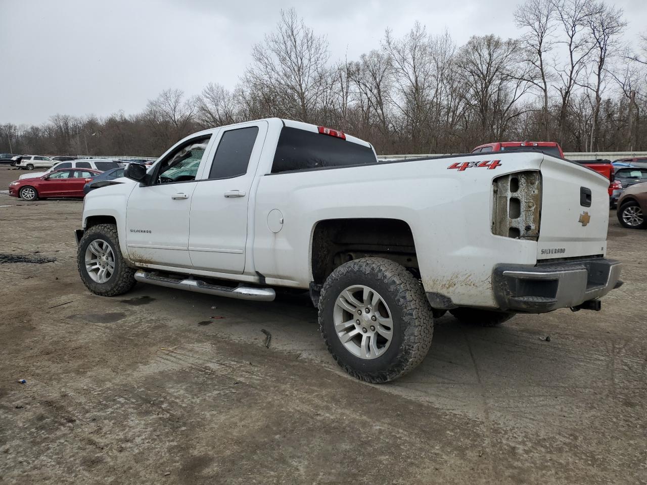 2018 CHEVROLET SILVERADO - Фото 2