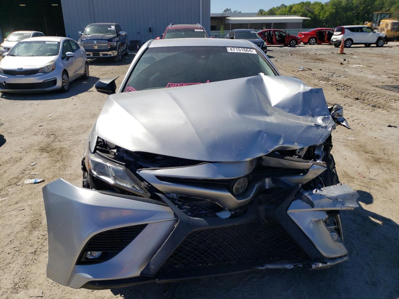 2018 TOYOTA CAMRY L - Фото 5