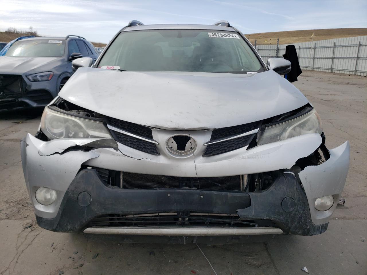 2015 TOYOTA RAV4 XLE - Фото 5