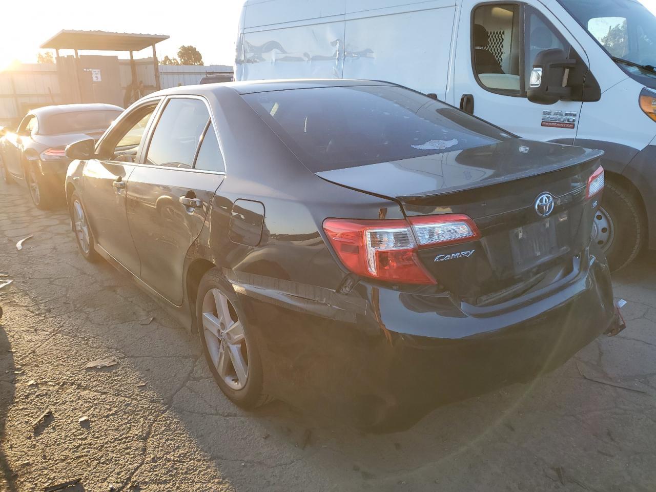 2013 TOYOTA CAMRY L - Image 2