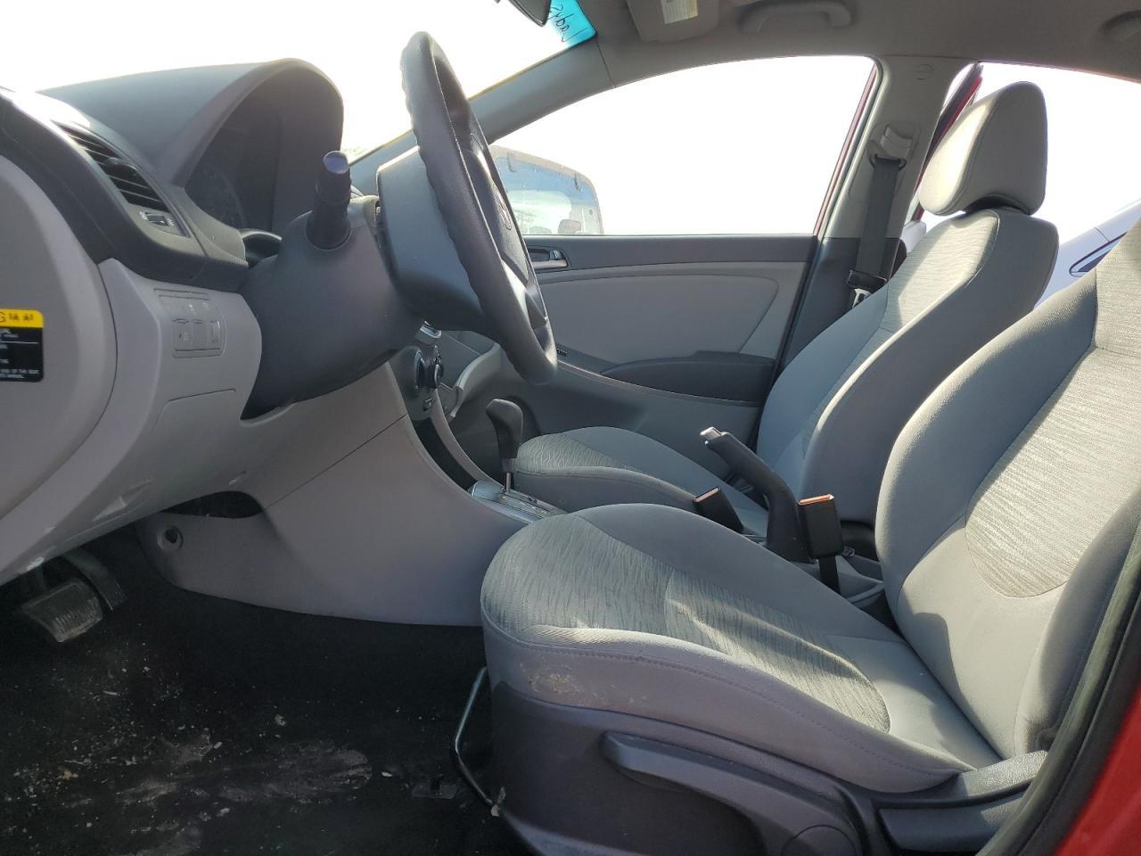 2017 HYUNDAI ACCENT SE - Фото 7