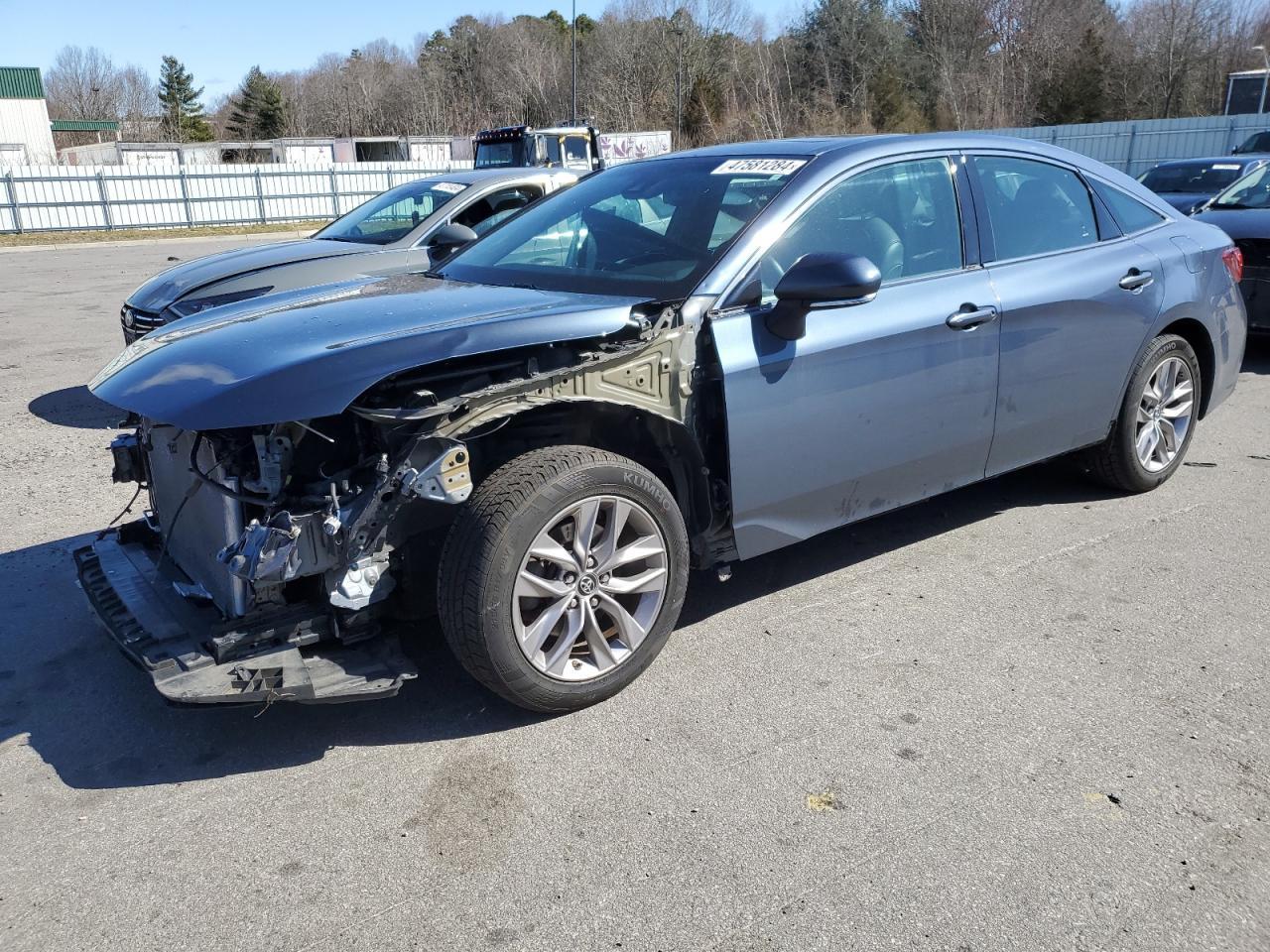 2019 TOYOTA AVALON XLE