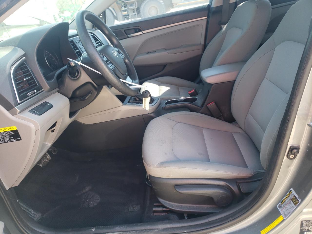 2017 HYUNDAI ELANTRA SE - Фото 7