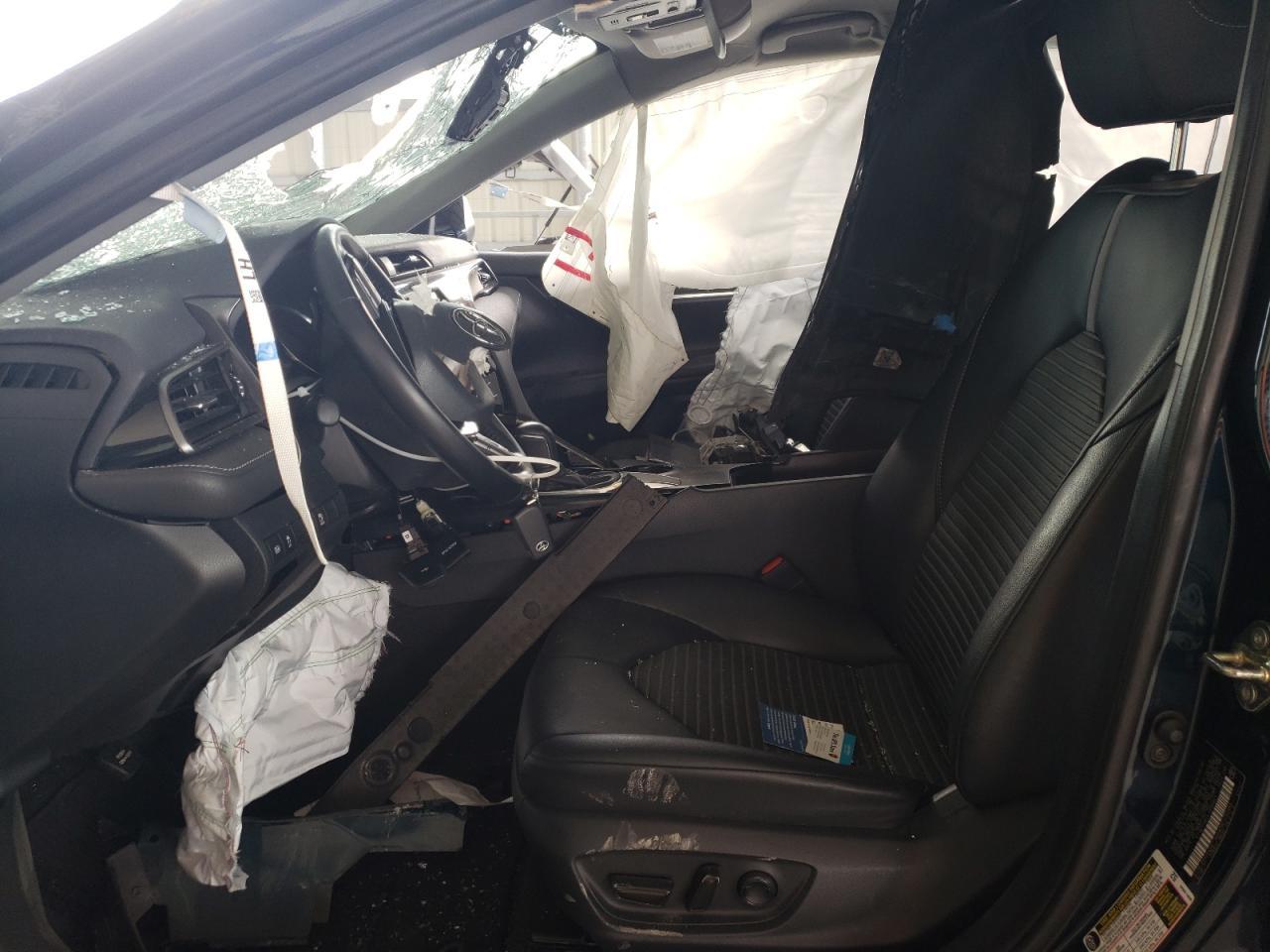 2020 TOYOTA CAMRY SE - Image 7