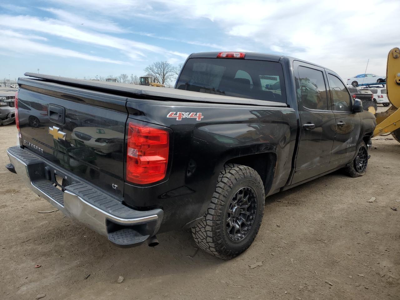 2015 CHEVROLET SILVERADO - Image 3