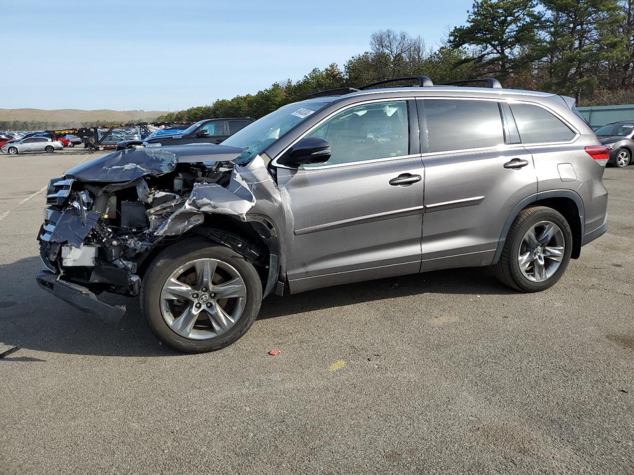 2018 TOYOTA HIGHLANDER