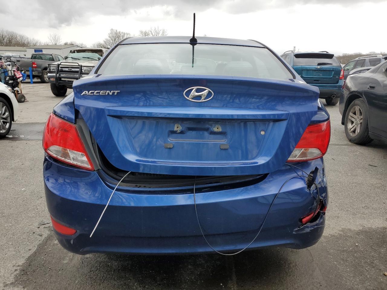 2017 HYUNDAI ACCENT SE - Image 6
