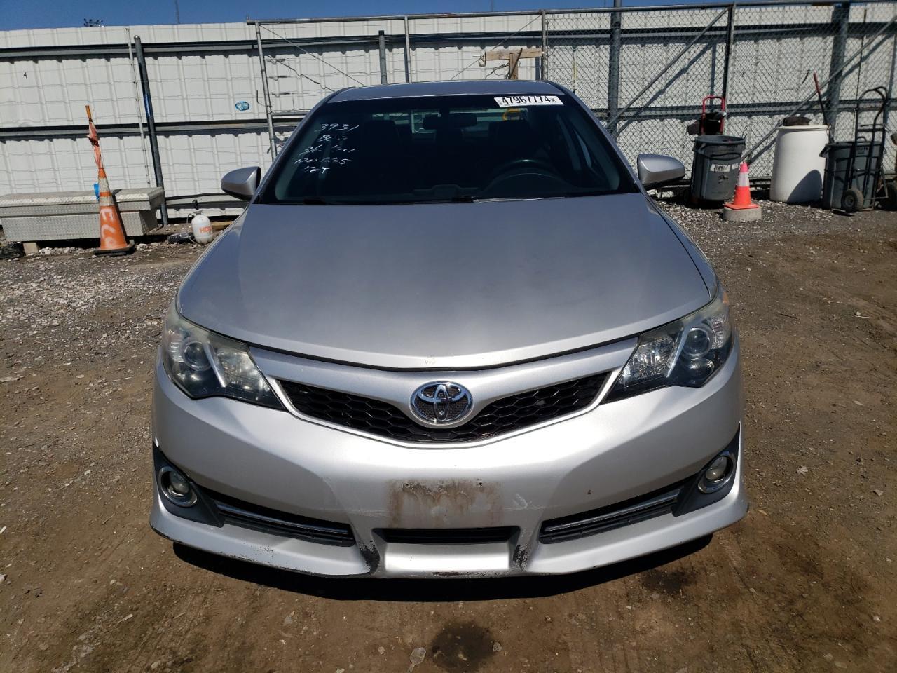 2014 TOYOTA CAMRY L - Фото 5
