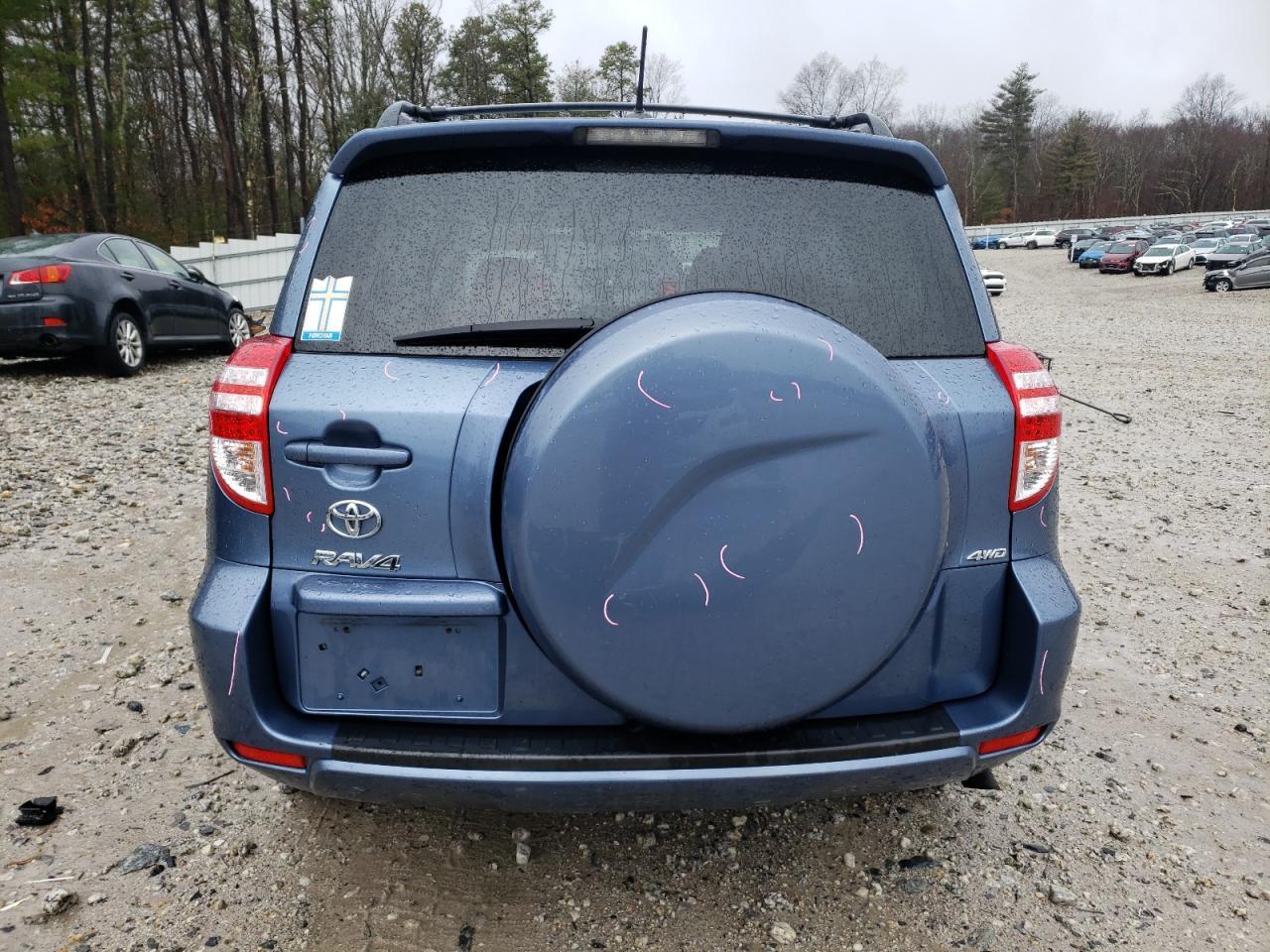 2011 TOYOTA RAV4 - Фото 6