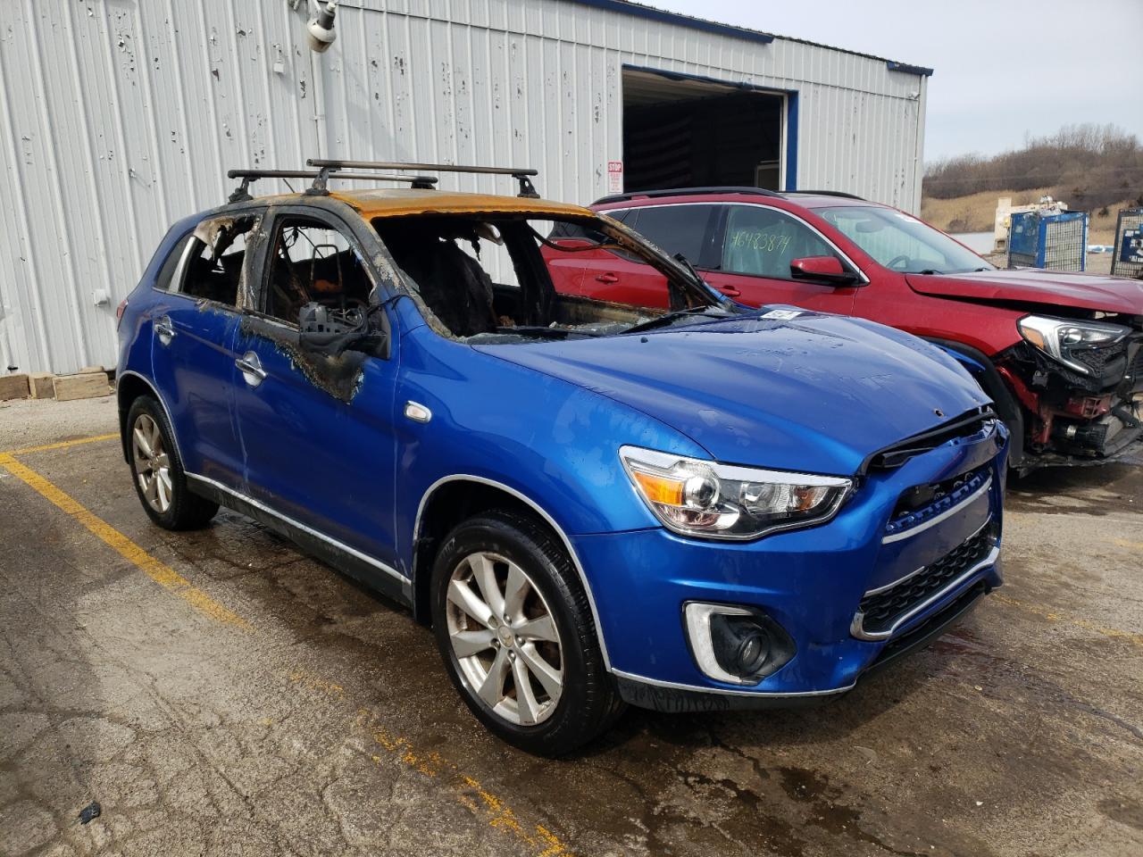 2015 MITSUBISHI OUTLANDER - Фото 4