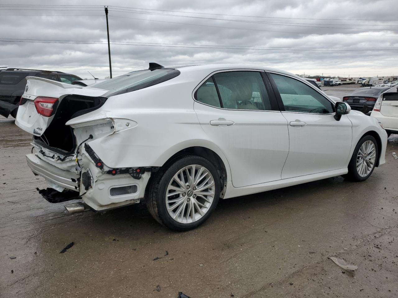 2018 TOYOTA CAMRY XSE - Image 3