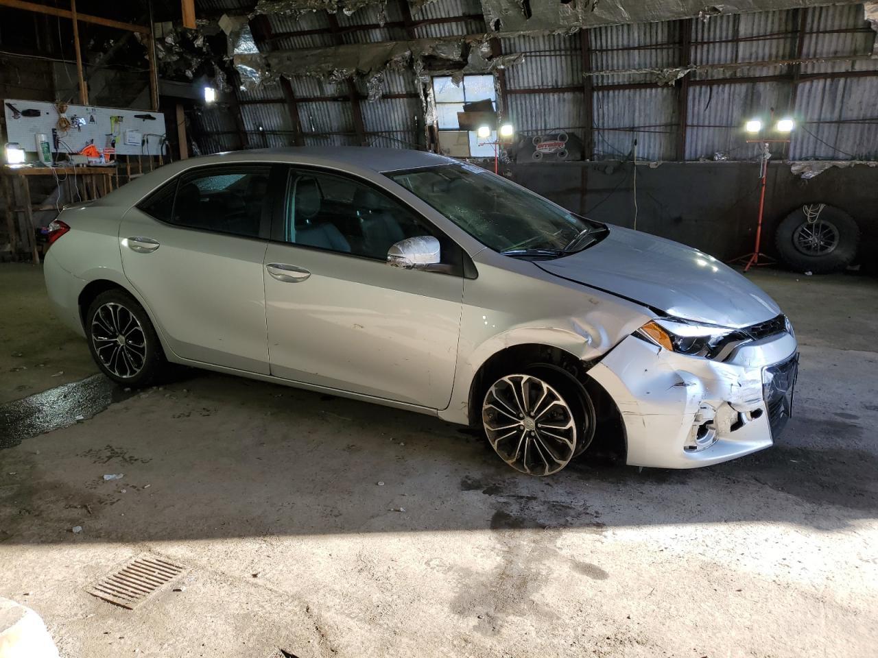 2016 TOYOTA COROLLA L - Фото 4