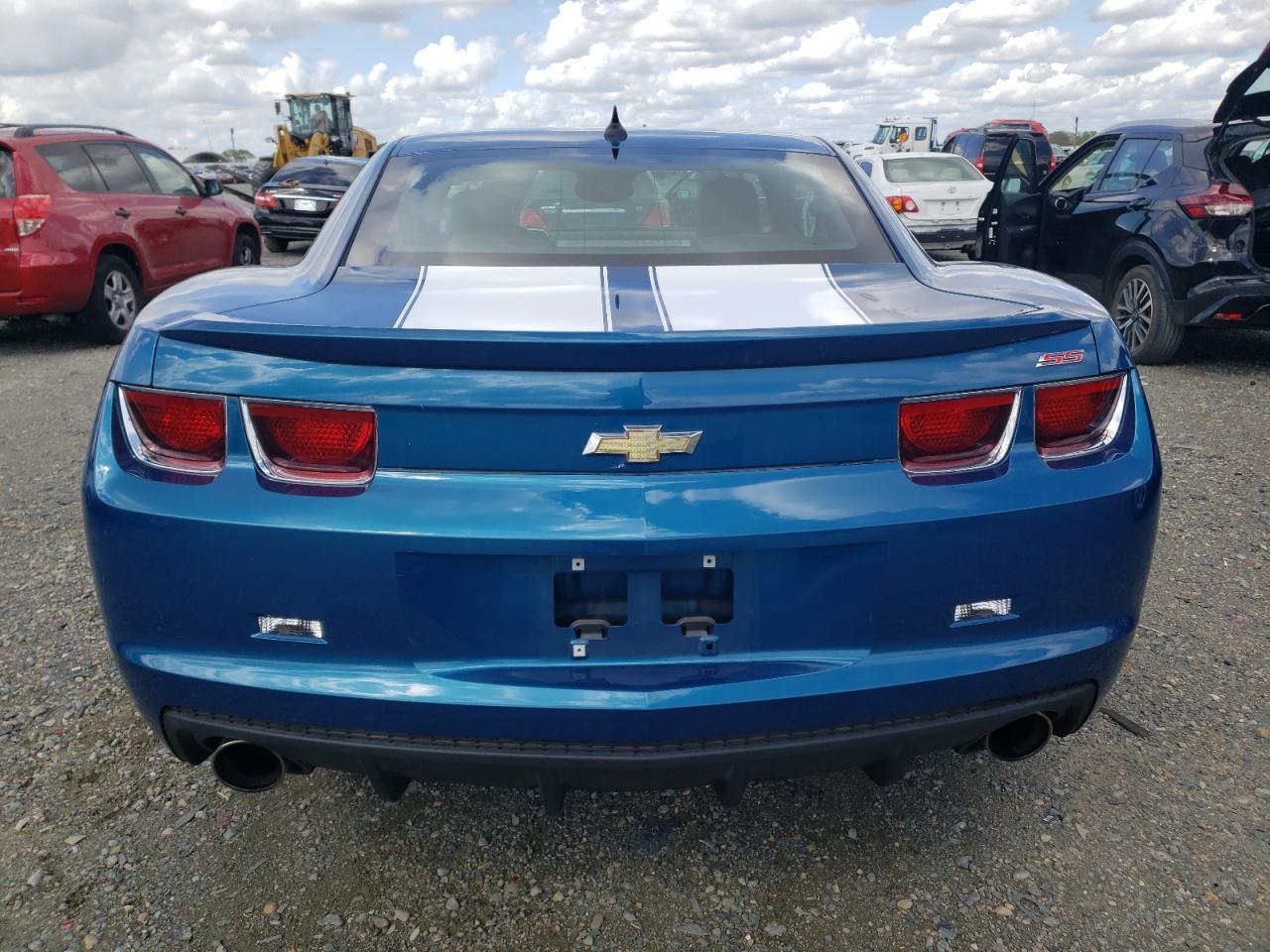 2010 CHEVROLET CAMARO SS - Image 6