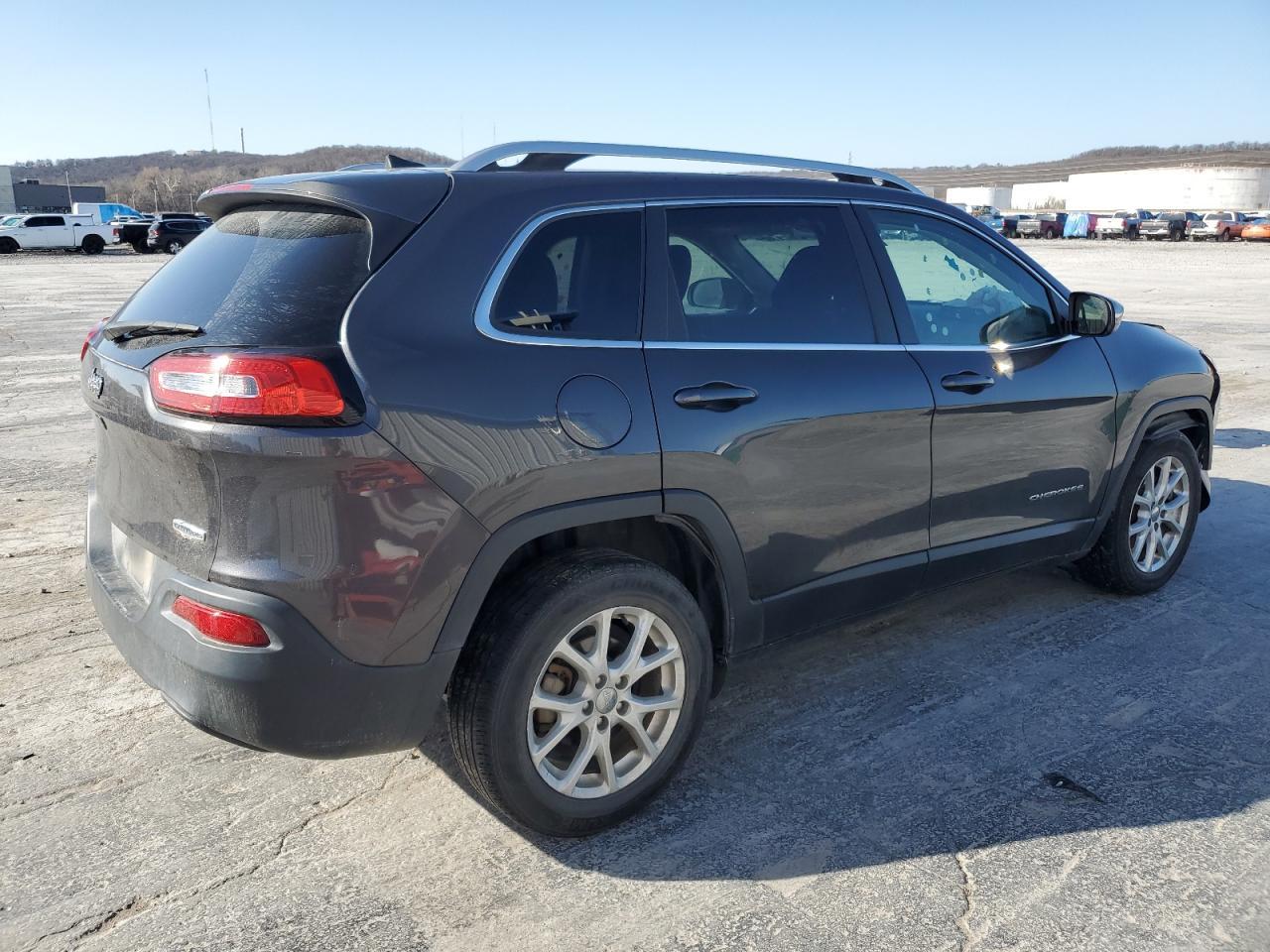 2016 JEEP CHEROKEE L - Image 3