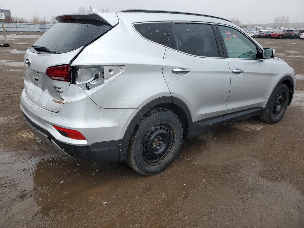 2017 HYUNDAI SANTA FE S - Image 3