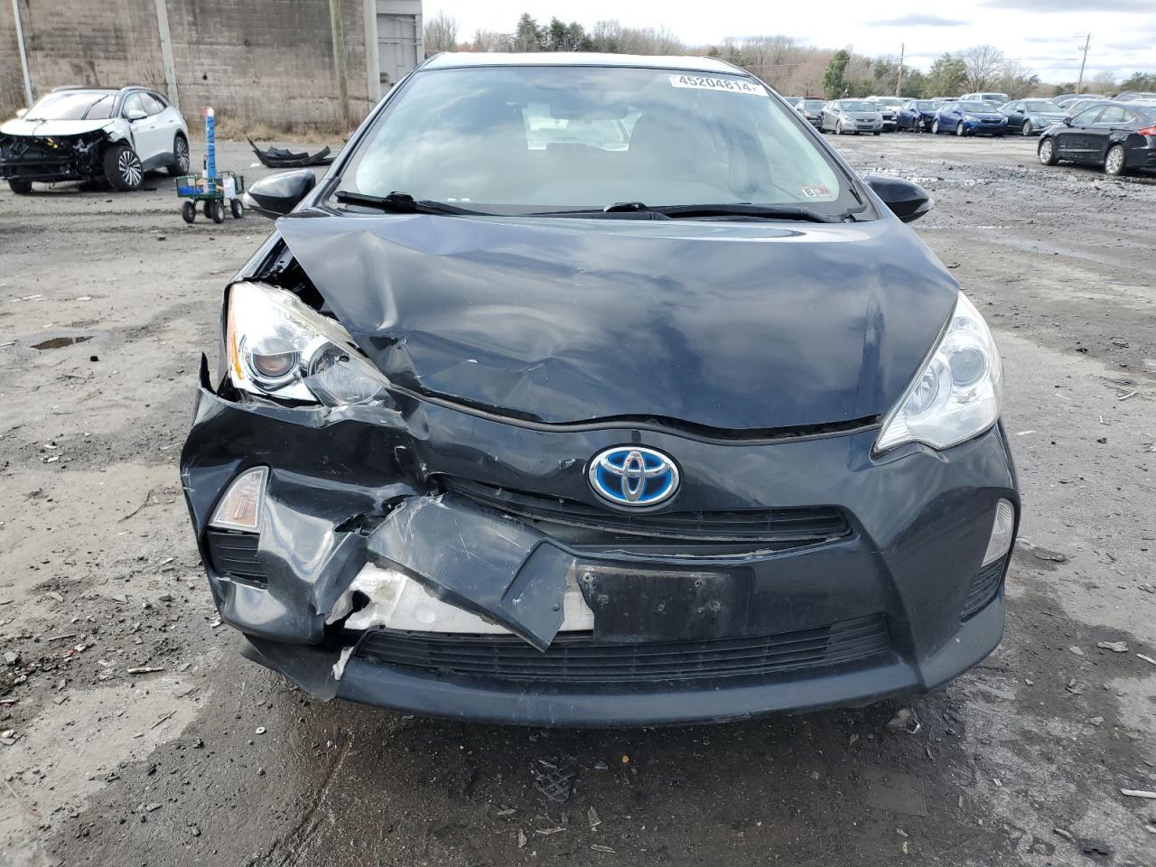 2013 TOYOTA PRIUS C - Фото 5