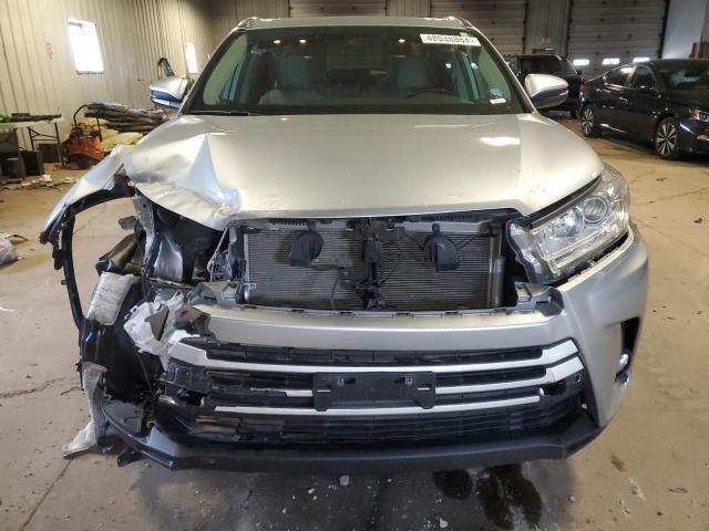 2019 Toyota Highlander Se - Фото 5