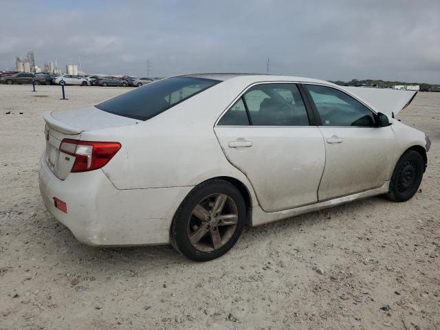 2014 Toyota Camry L - Фото 3