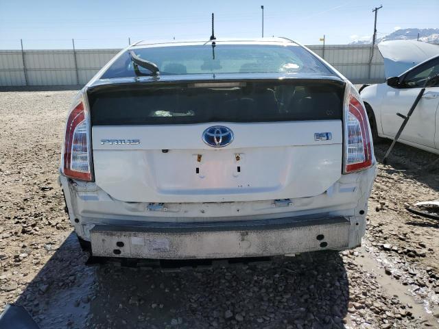 2015 Toyota Prius - Image 6
