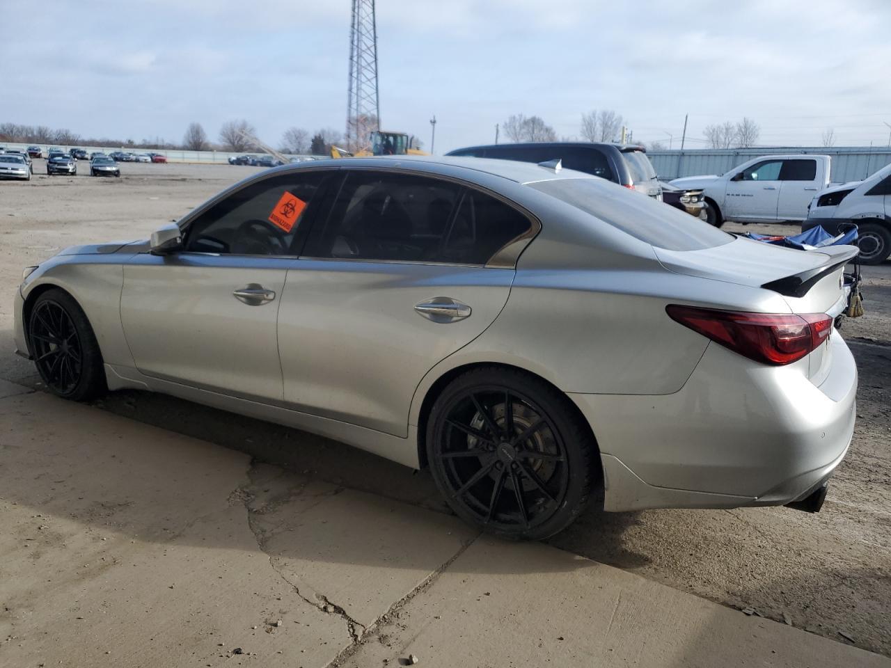 2018 INFINITI Q50 LUXE - Фото 2