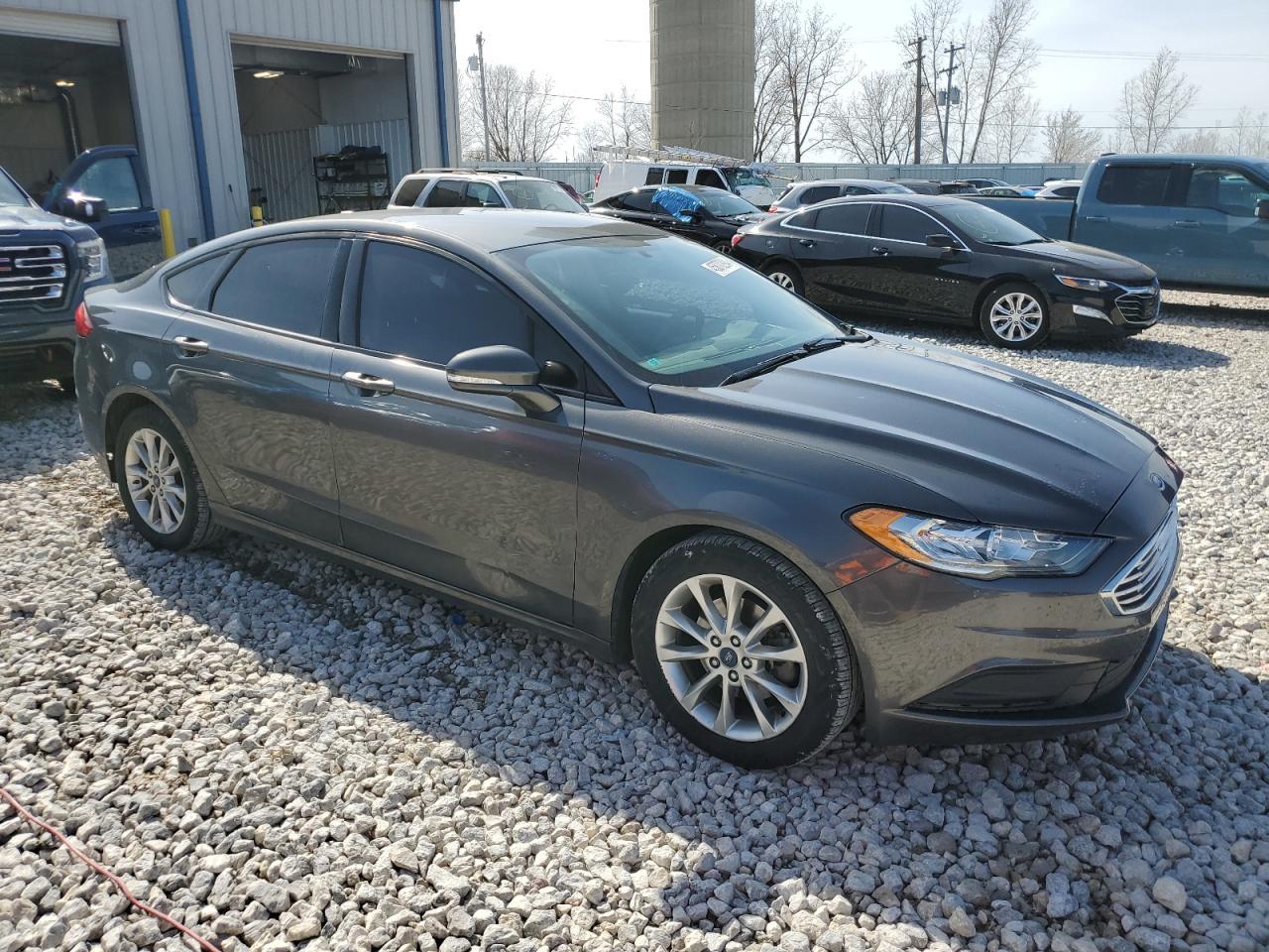 2017 FORD FUSION SE - Фото 4