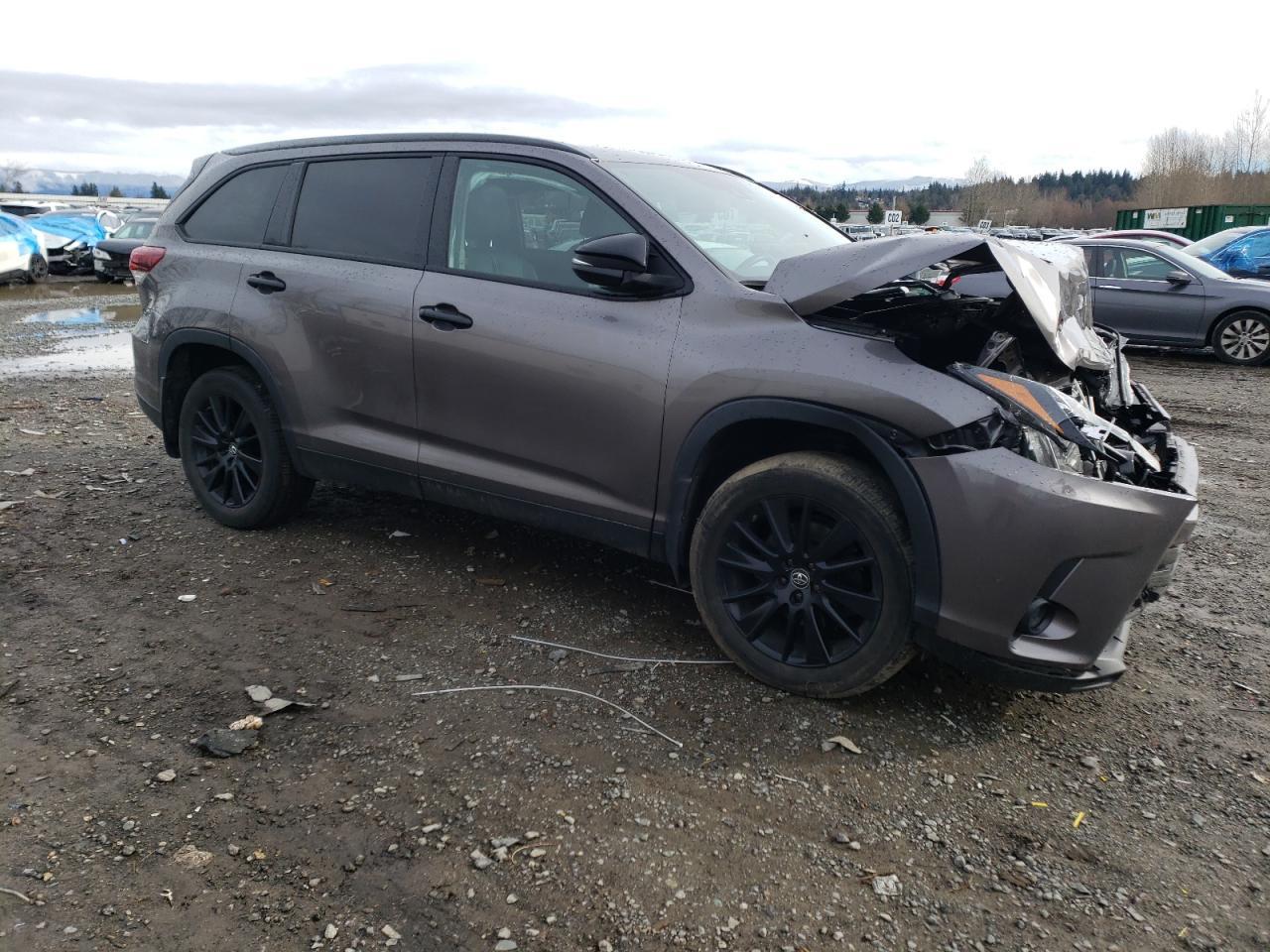 2019 TOYOTA HIGHLANDER - Фото 4