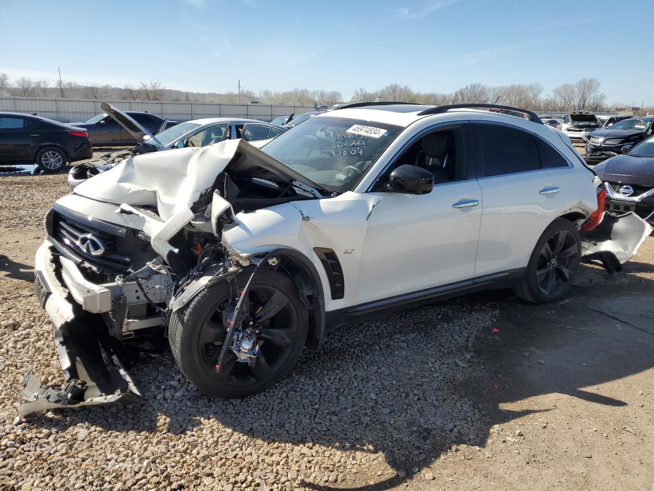 2016 INFINITI QX70 car image