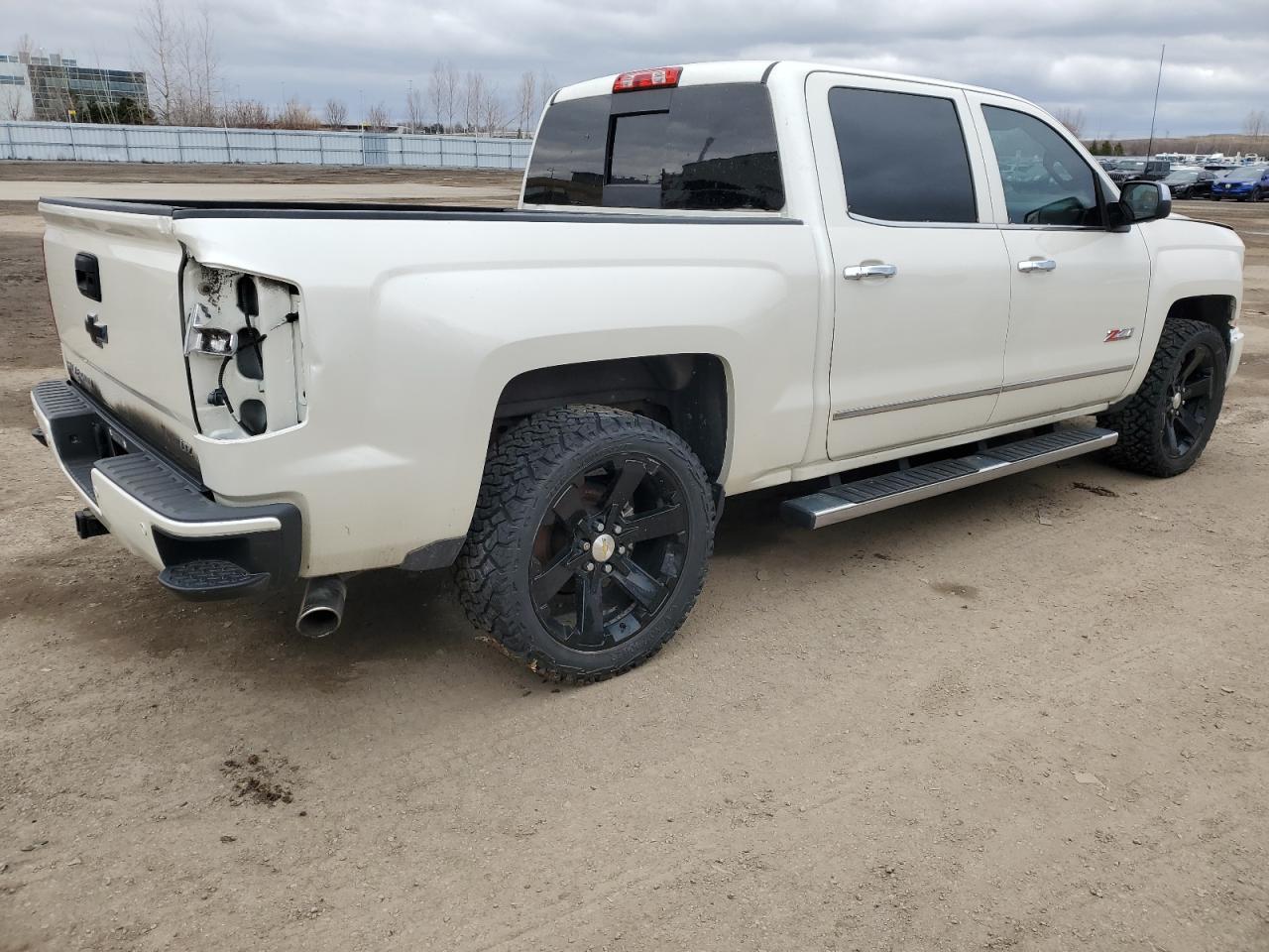 2015 CHEVROLET SILVERADO - Фото 3