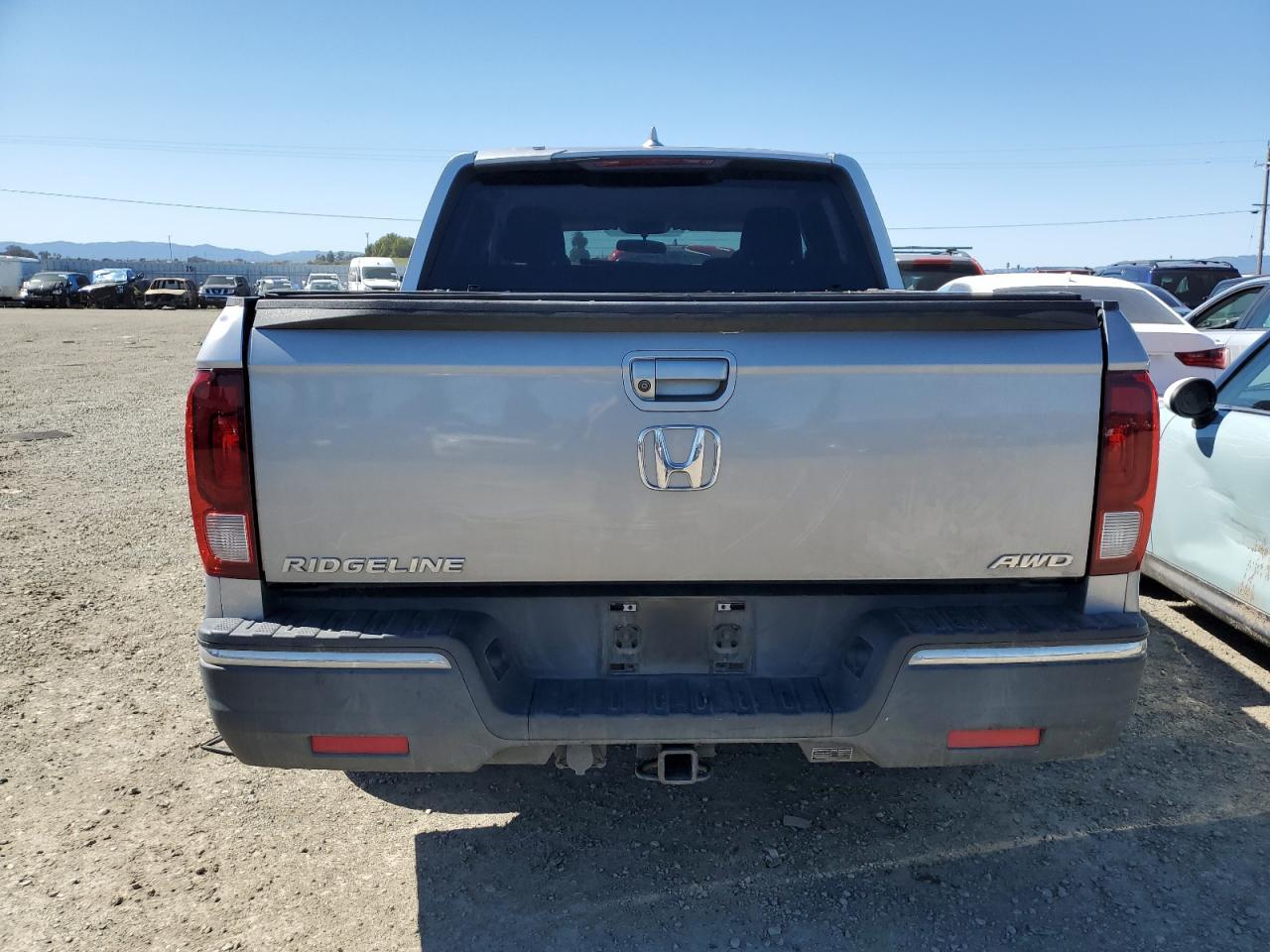2018 HONDA RIDGELINE - Image 6