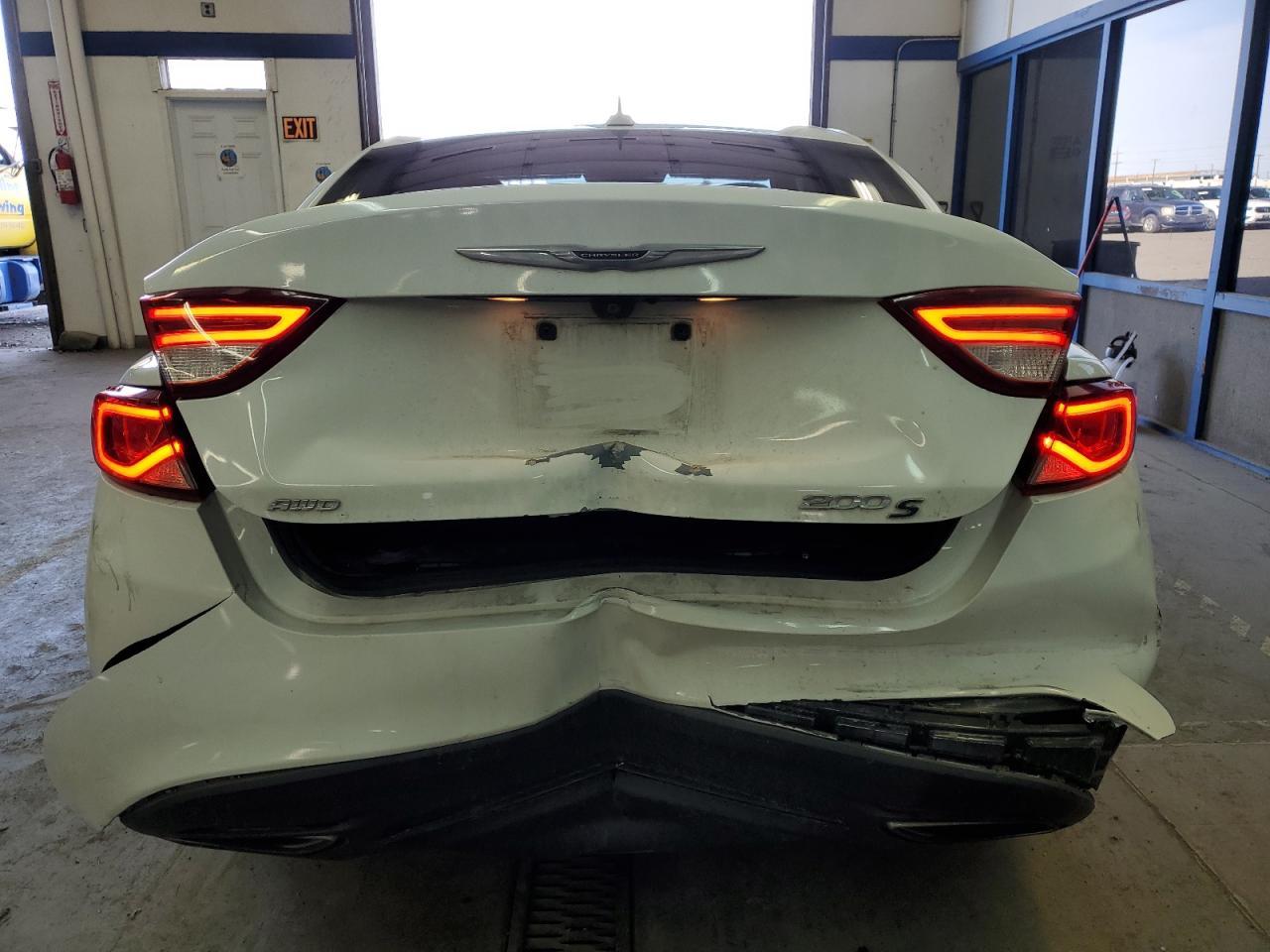 2015 CHRYSLER 200 - Image 6