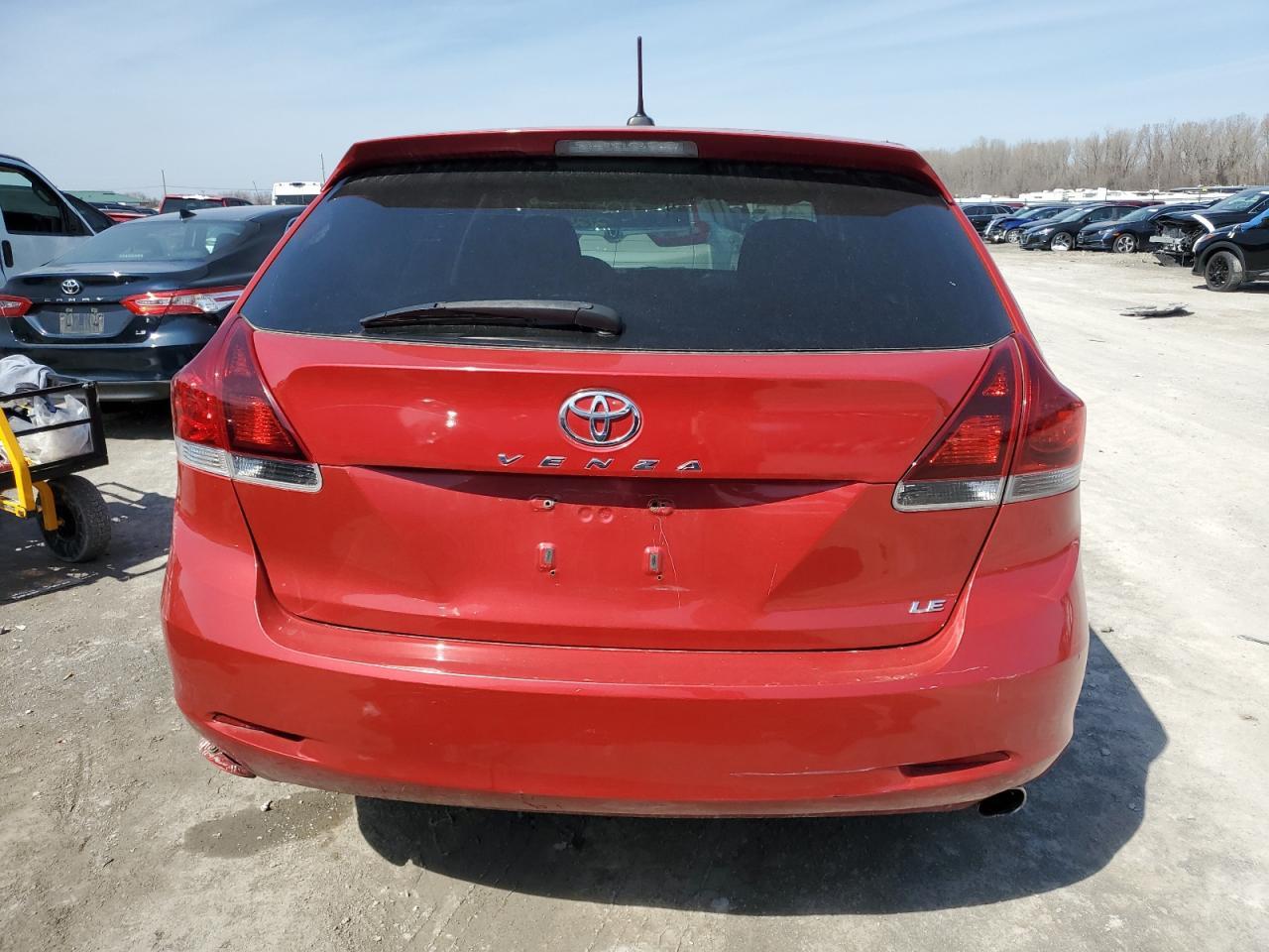 2013 TOYOTA VENZA LE - Image 6