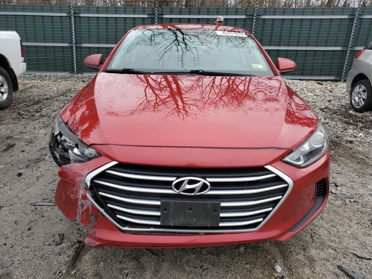 2017 HYUNDAI ELANTRA SE - Image 5