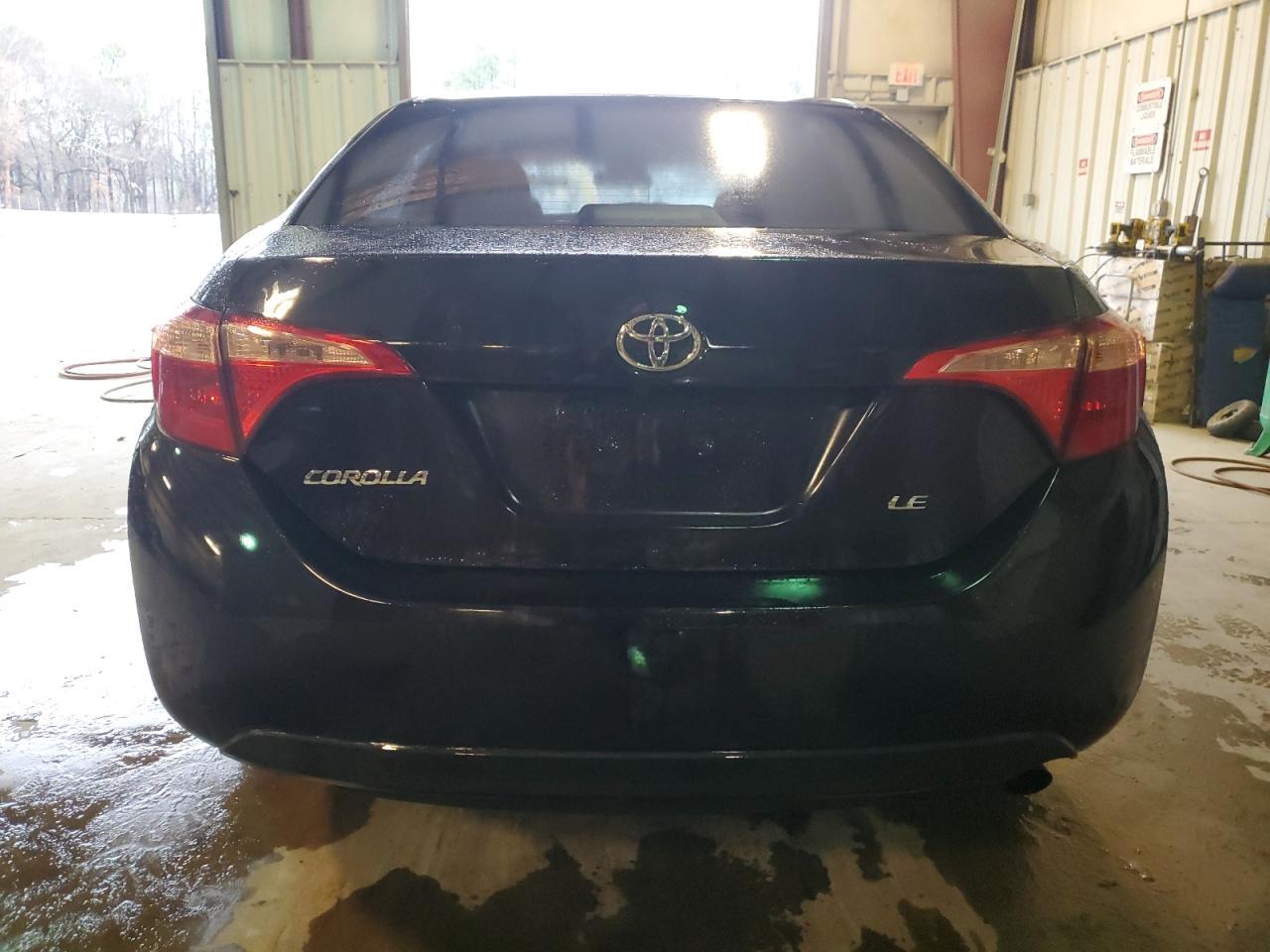 2018 TOYOTA COROLLA L - Image 6