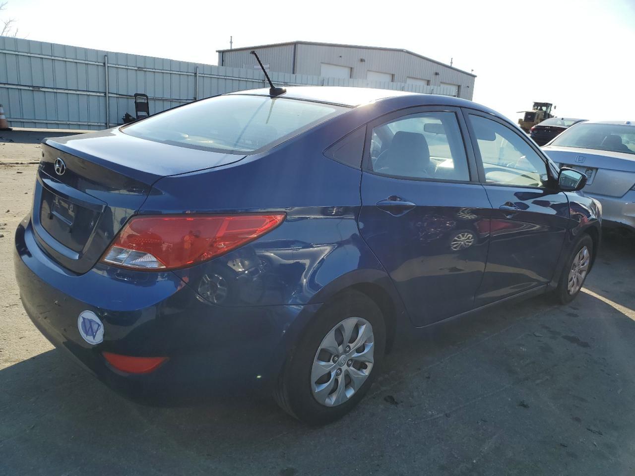 2015 HYUNDAI ACCENT GLS - Фото 3