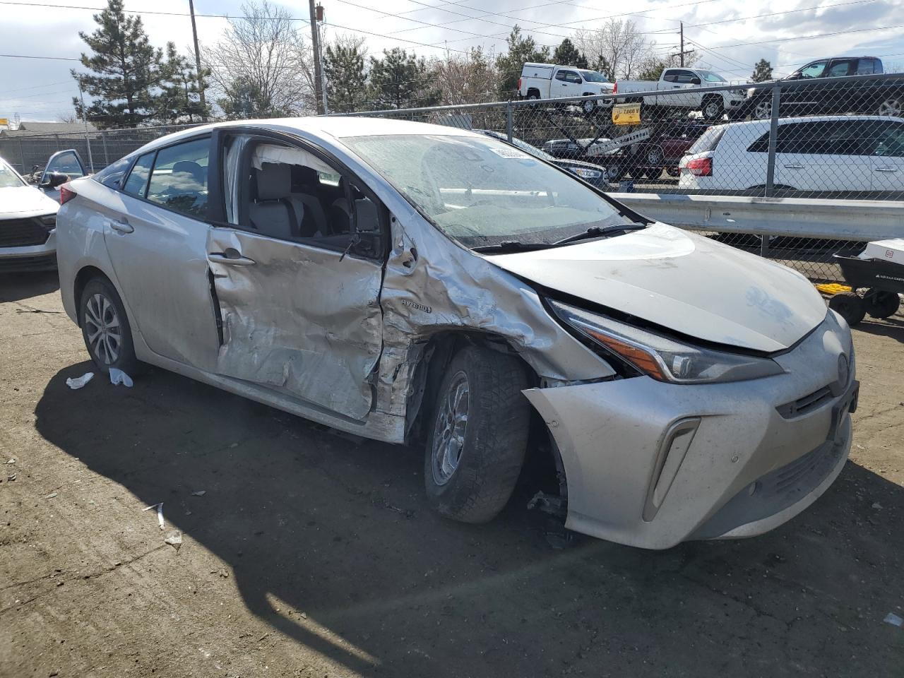 2019 TOYOTA PRIUS - Image 4