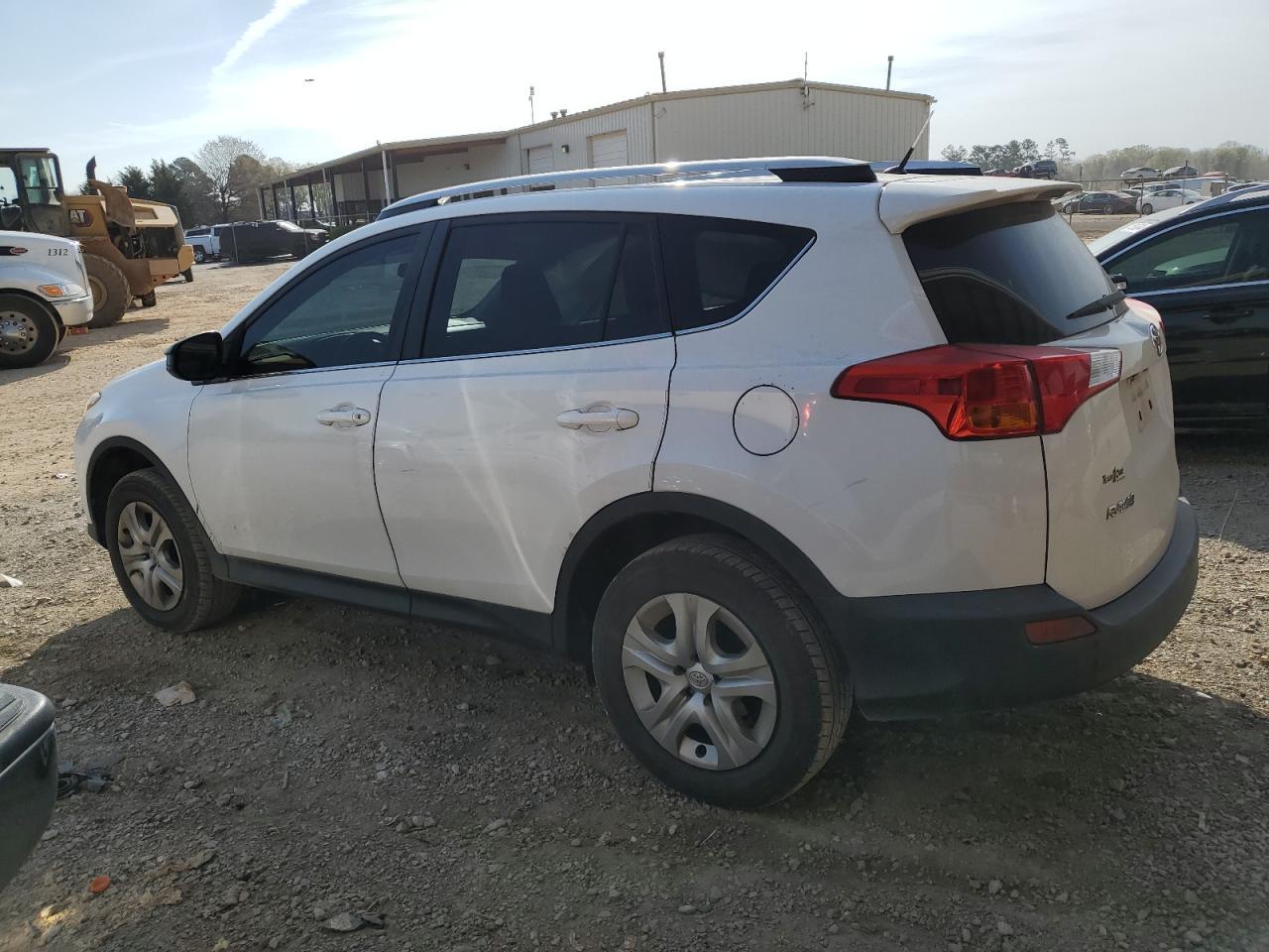 2014 TOYOTA RAV4 LE - Фото 2