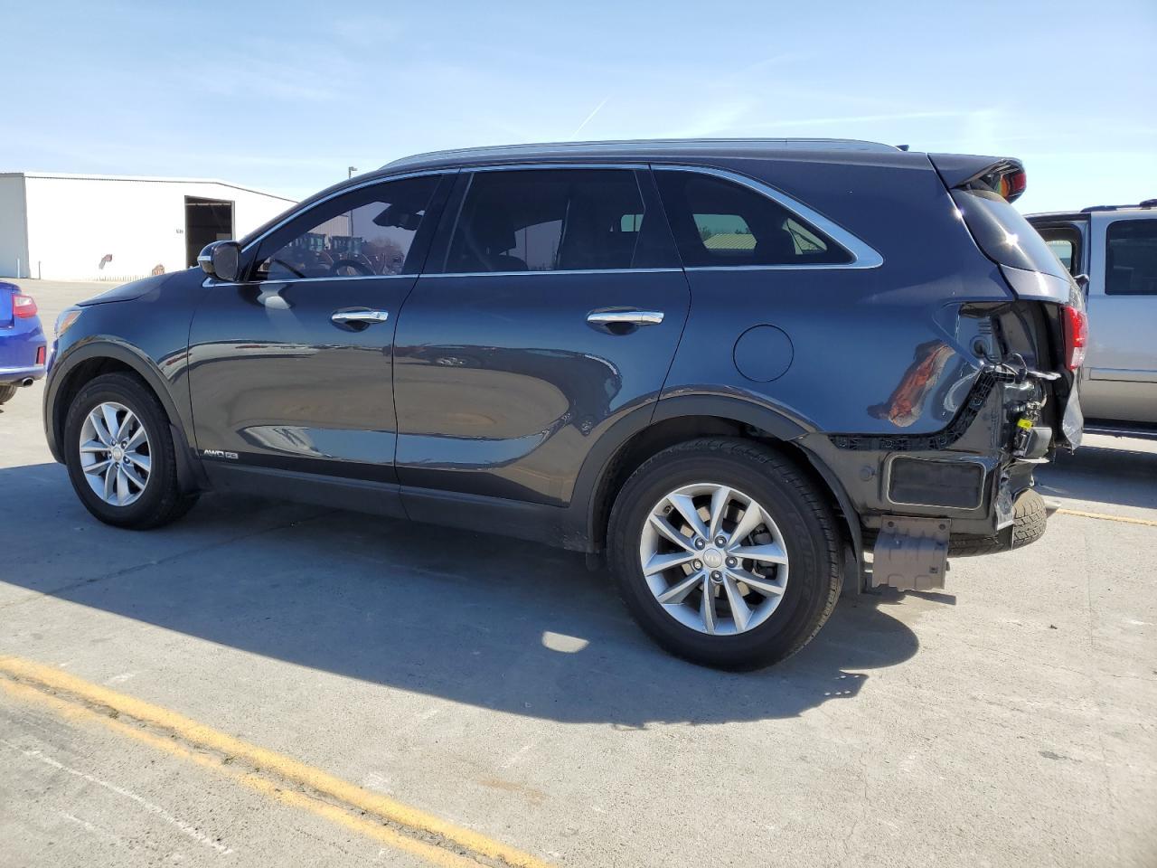 2017 KIA SORENTO LX - Фото 2