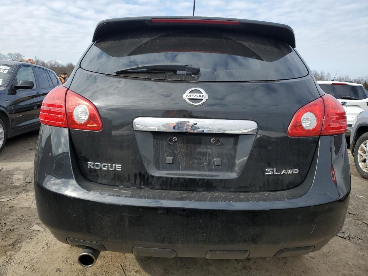2013 NISSAN ROGUE S - Image 6