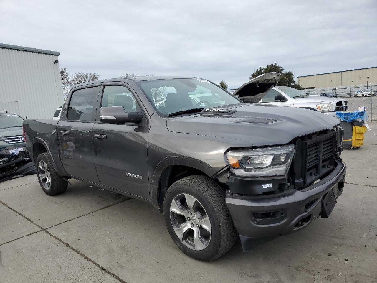 2019 RAM 1500 LARAM - Фото 4