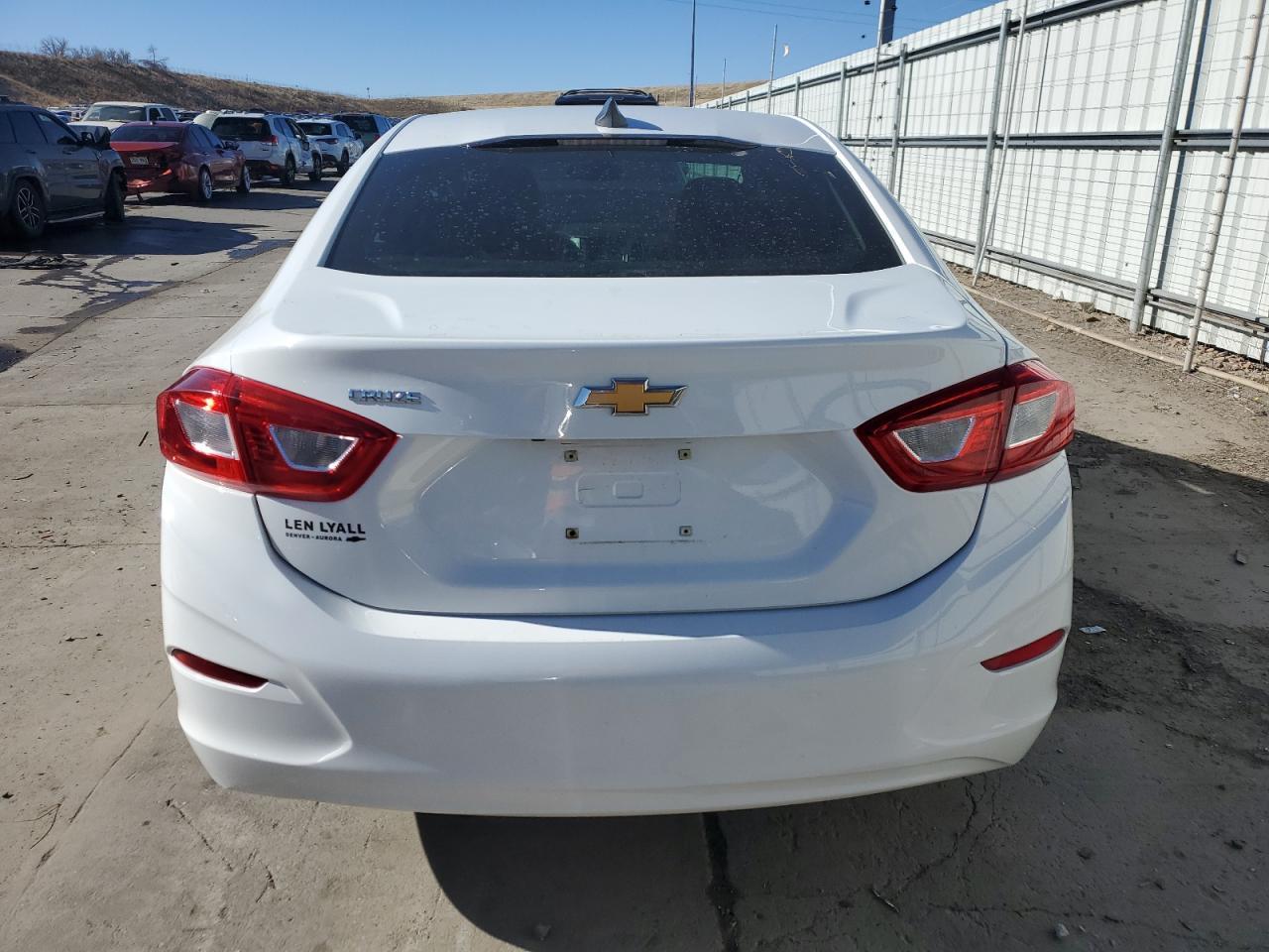 2017 CHEVROLET CRUZE LS - Image 6