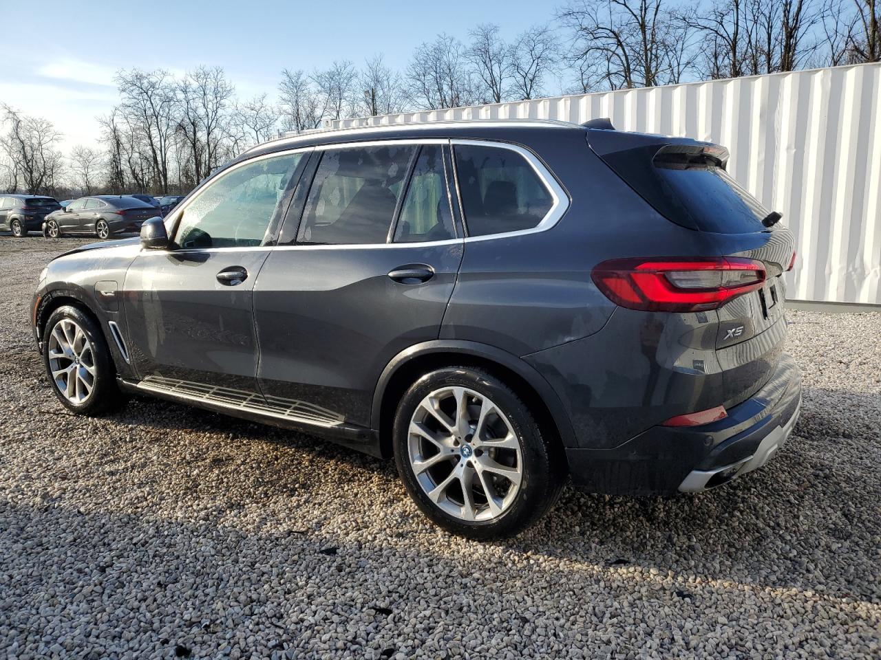 2022 BMW X5 XDRIVE4 - Image 2