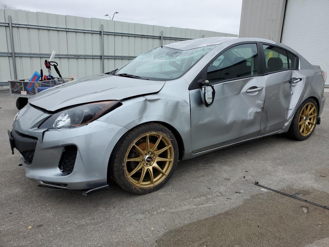 2013 MAZDA 3 I