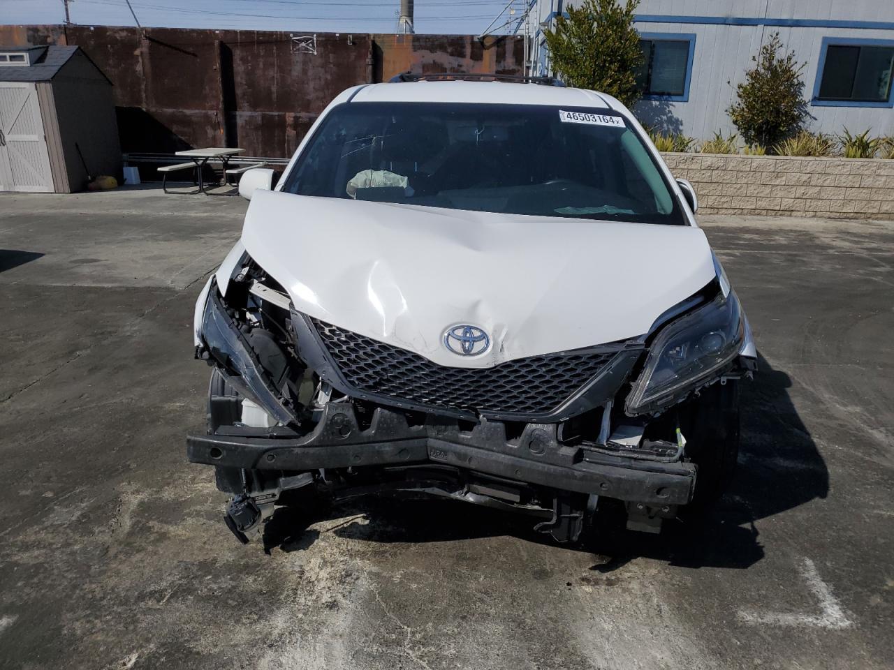 2015 TOYOTA SIENNA SPO - Image 5