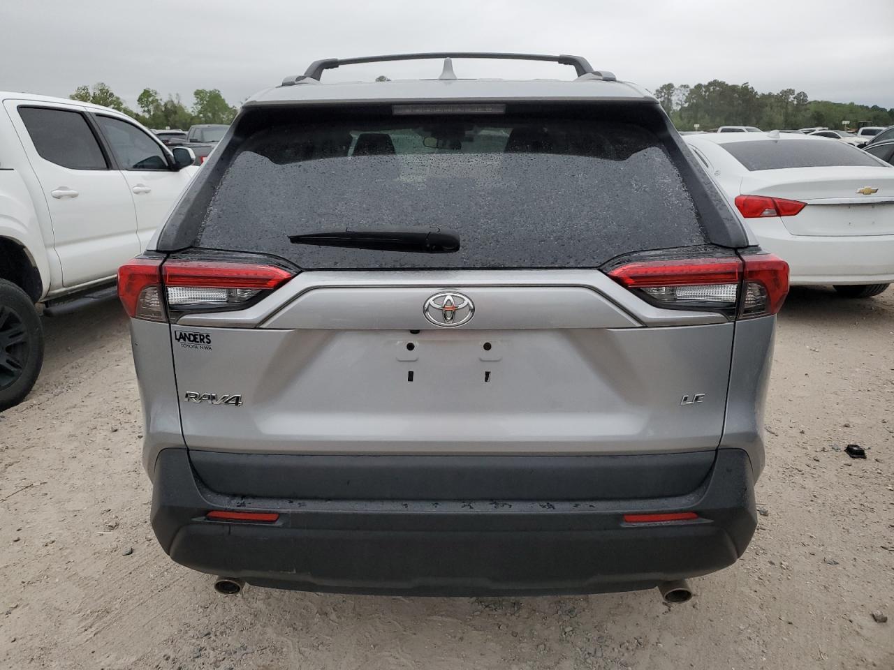 2021 TOYOTA RAV4 LE - Image 6