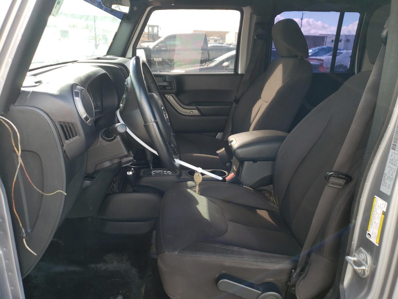 2017 JEEP WRANGLER U - Image 7
