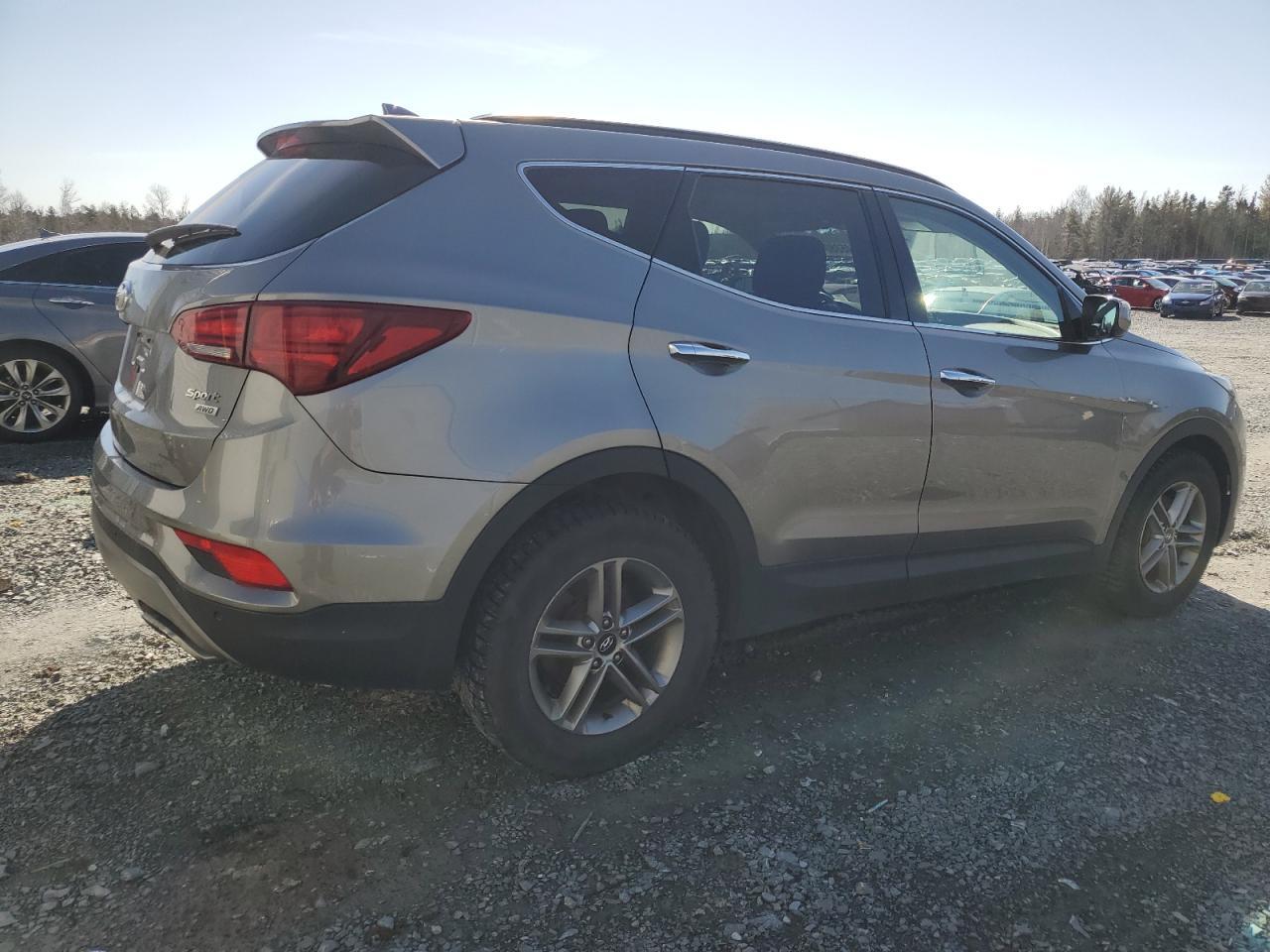 2017 HYUNDAI SANTA FE S - Image 3
